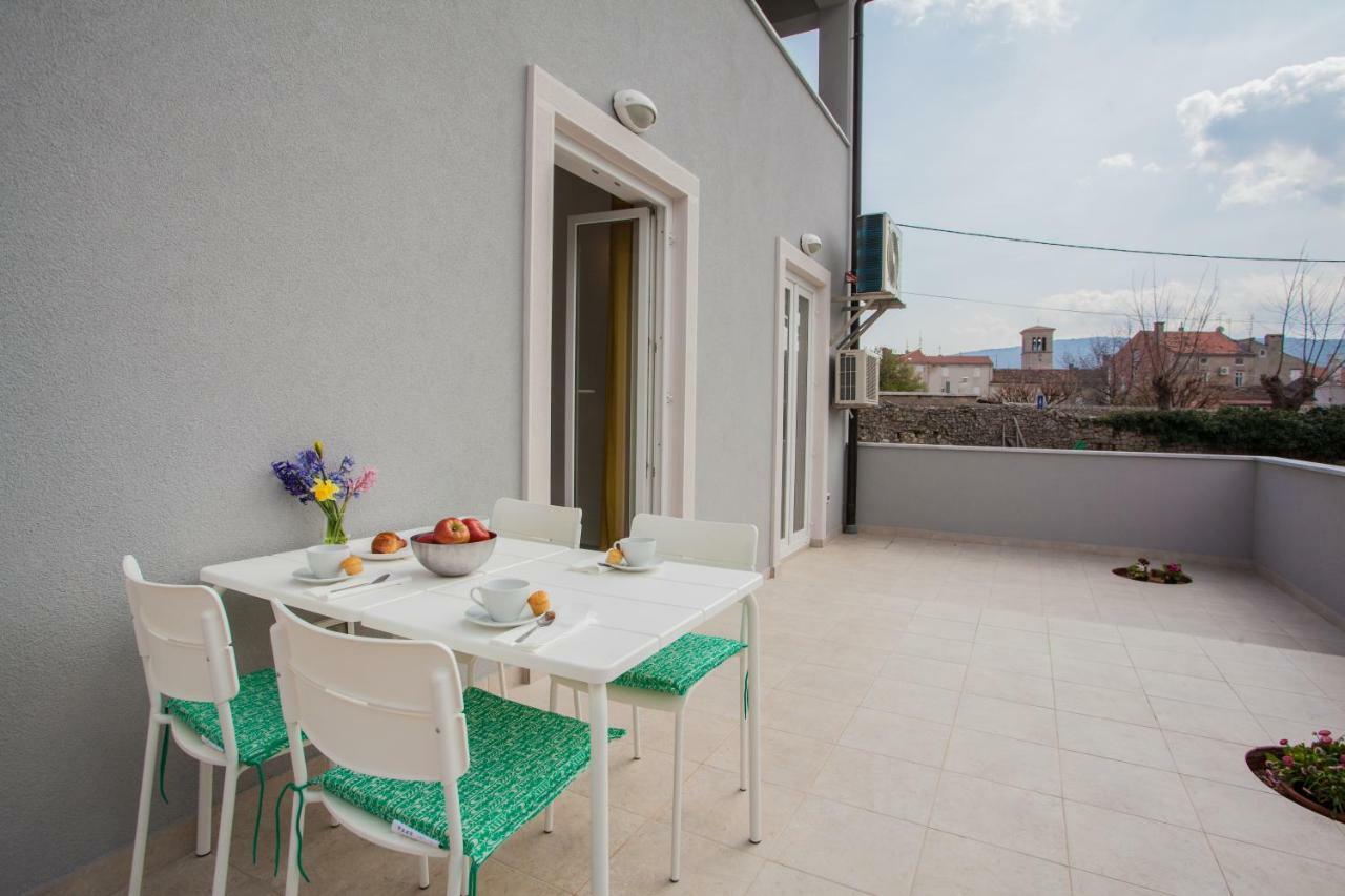 Apartment Garden Breeze Cres Esterno foto